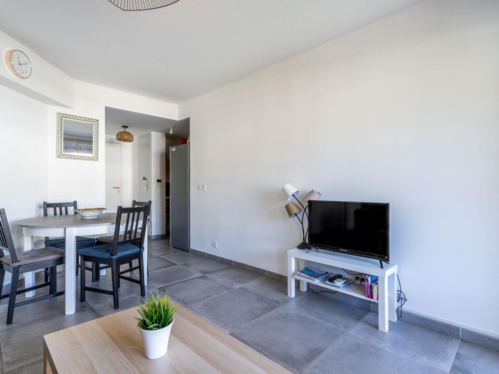 Apartment Le Jardin Du Loderi-2 By Interhome